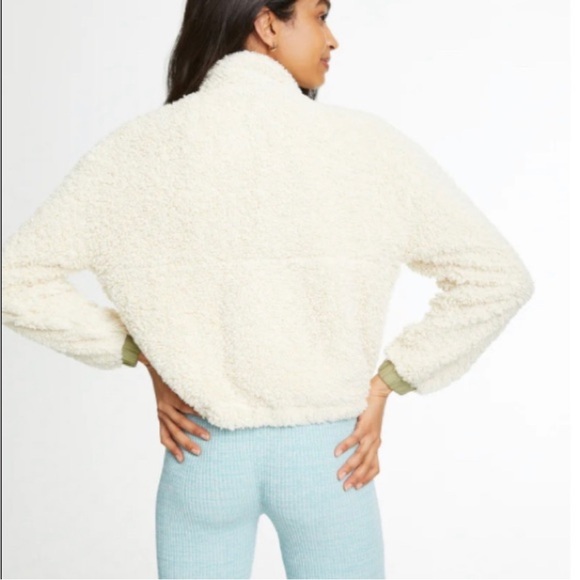 WSLY ECO SHERPA CROPPED PULLOVER JACKET - Picture 2 of 5